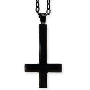 wisior ODWRÓCONY KRZYŻ BLACK z łańcuszkiem wisior ODWRÓCONY KRZYŻ BLACK z łańcuszkiem
