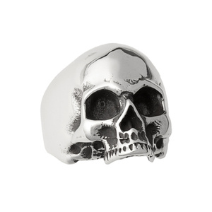 pierścień SKULL